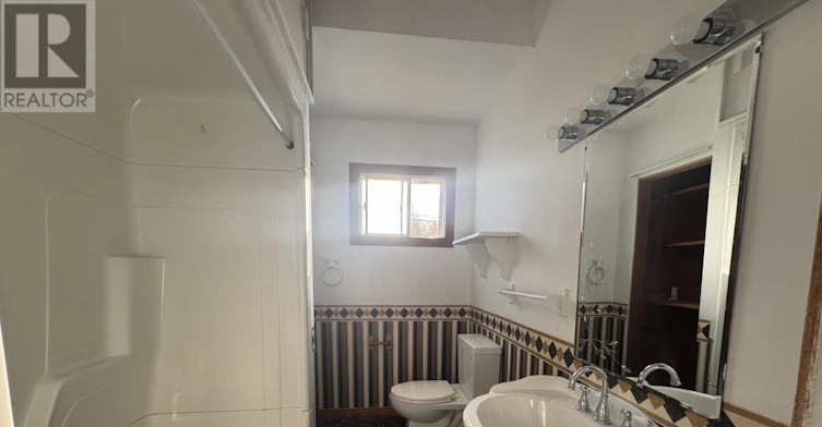 21 Owaissa Street, St. Thomas, ON, N5P 1T1 - 9