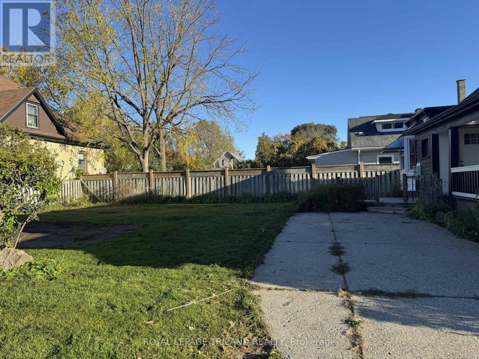 21 Owaissa Street, St. Thomas, ON, N5P 1T1 - 3