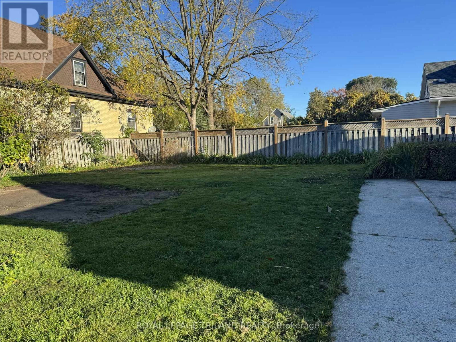21 Owaissa Street, St. Thomas, ON, N5P 1T1 - 4