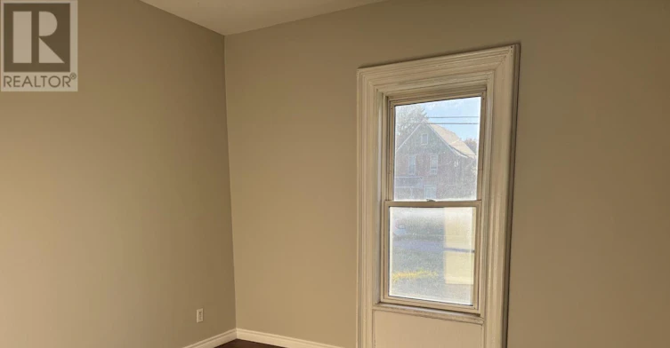 21 Owaissa Street, St. Thomas, ON, N5P 1T1 - 12