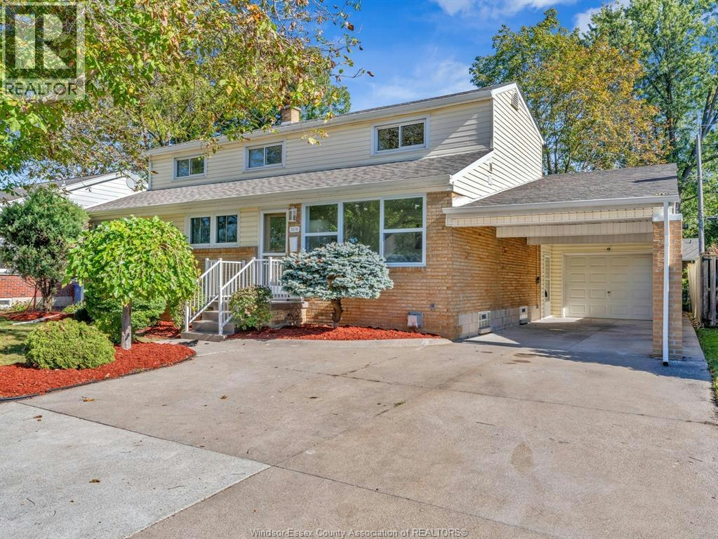 3518 Woodland Avenue, Windsor, ON, N9E 1Z8