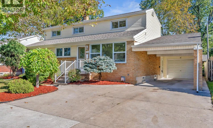 3518 Woodland Avenue