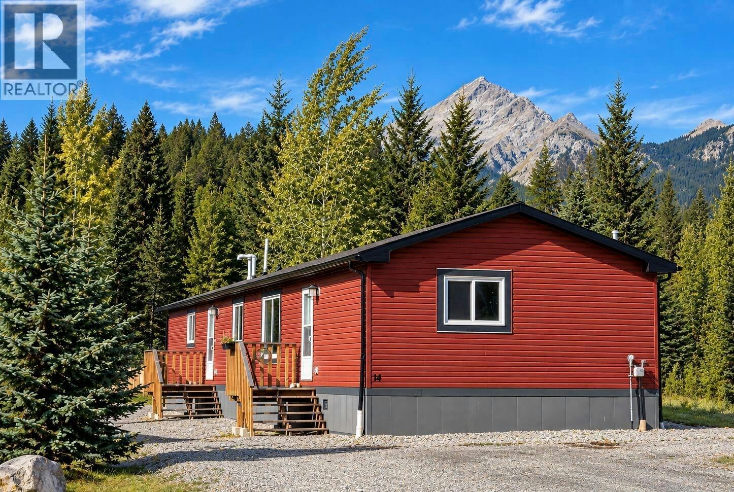 14 Delta Crescent, Elkford, BC, V0B 1H0