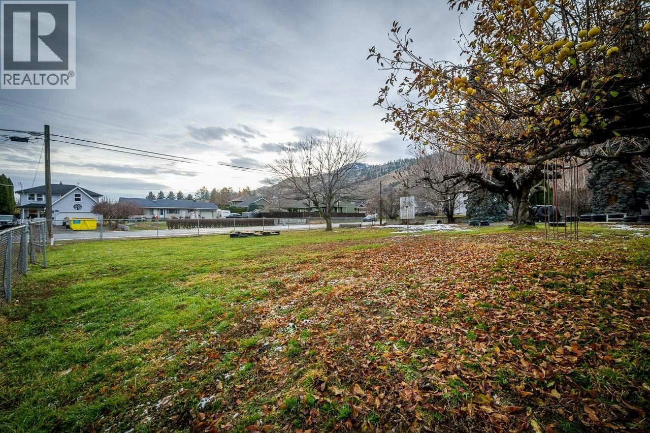 3202 Hargraves Place, Kamloops, BC, V2B 8H3