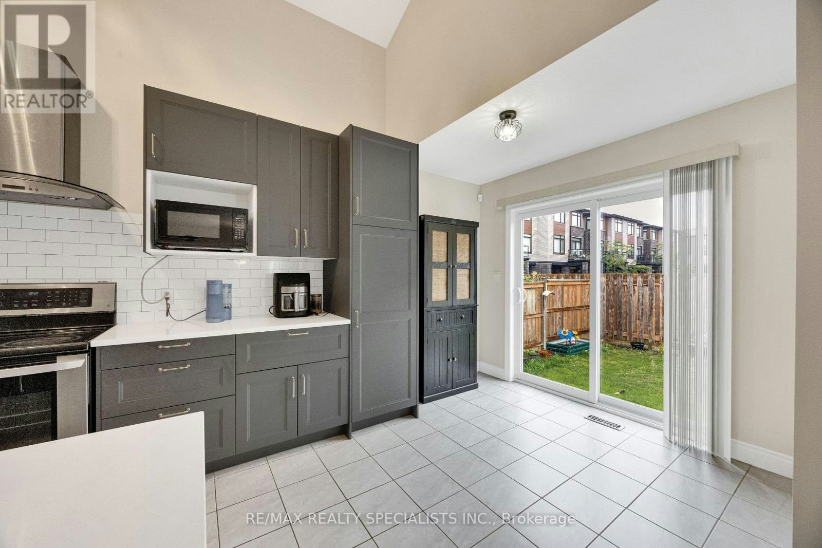 18-3270 Singleton Avenue, London, ON, N6L 0E5 - 11