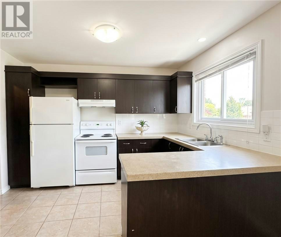 Main-1262 Paquette Street, Greater Sudbury, ON, P3A 3Y2 - 2