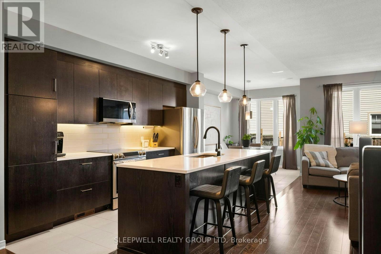 147 Westphalian Avenue, Ottawa, ON, K2V 0A3 - 9