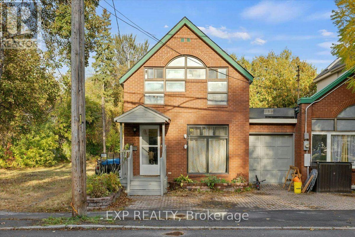 445 Hilson Avenue, Ottawa, ON, K1Z 6C2