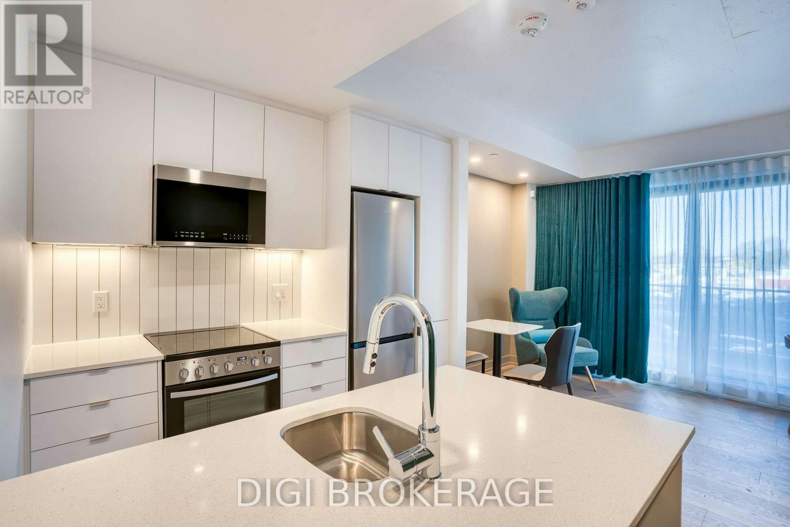 715-1250 Cummings Avenue, Ottawa, ON, K1J 0E4 - 2