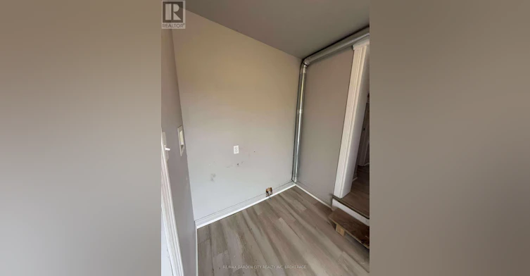130 St. Paul Crescent, St. Catharines, ON, L2S 1M9 - 7
