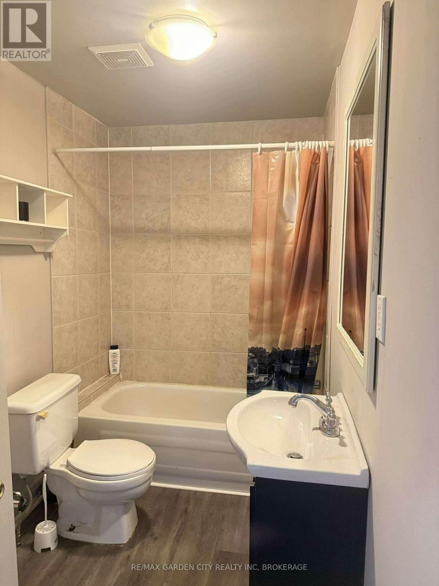 130 St. Paul Crescent, St. Catharines, ON, L2S 1M9 - 5