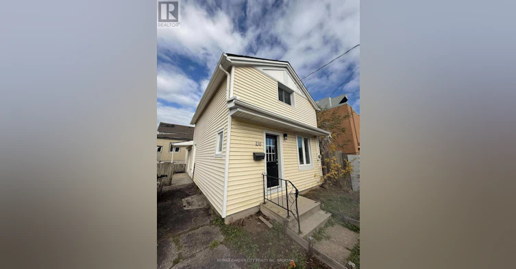 130 St. Paul Crescent, St. Catharines, ON, L2S 1M9