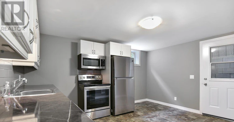 3 Geneva Court, Brockville, ON, K6V 1M7 - 4