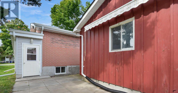 3 Geneva Court, Brockville, ON, K6V 1M7 - 2