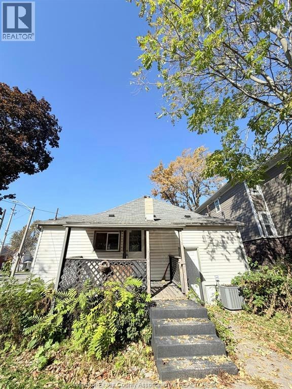 LOWER-1889 University Avenue West, Windsor, ON, N9B 1C7 - 10
