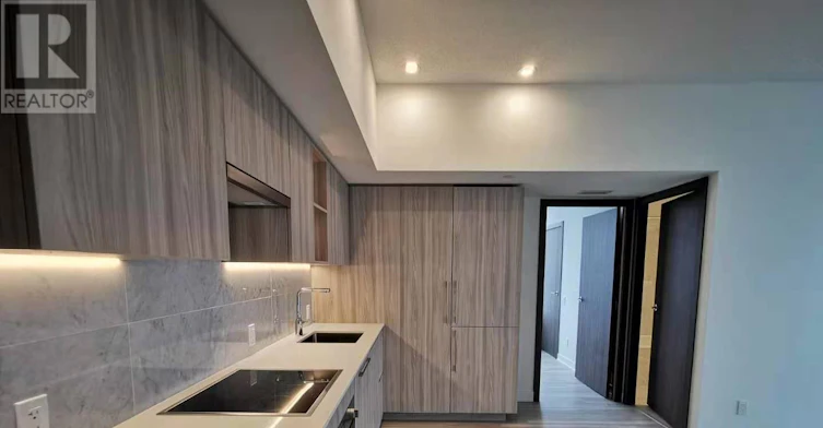3910-17 Bathurst Street, Toronto, ON, M5V 1A5 - 9