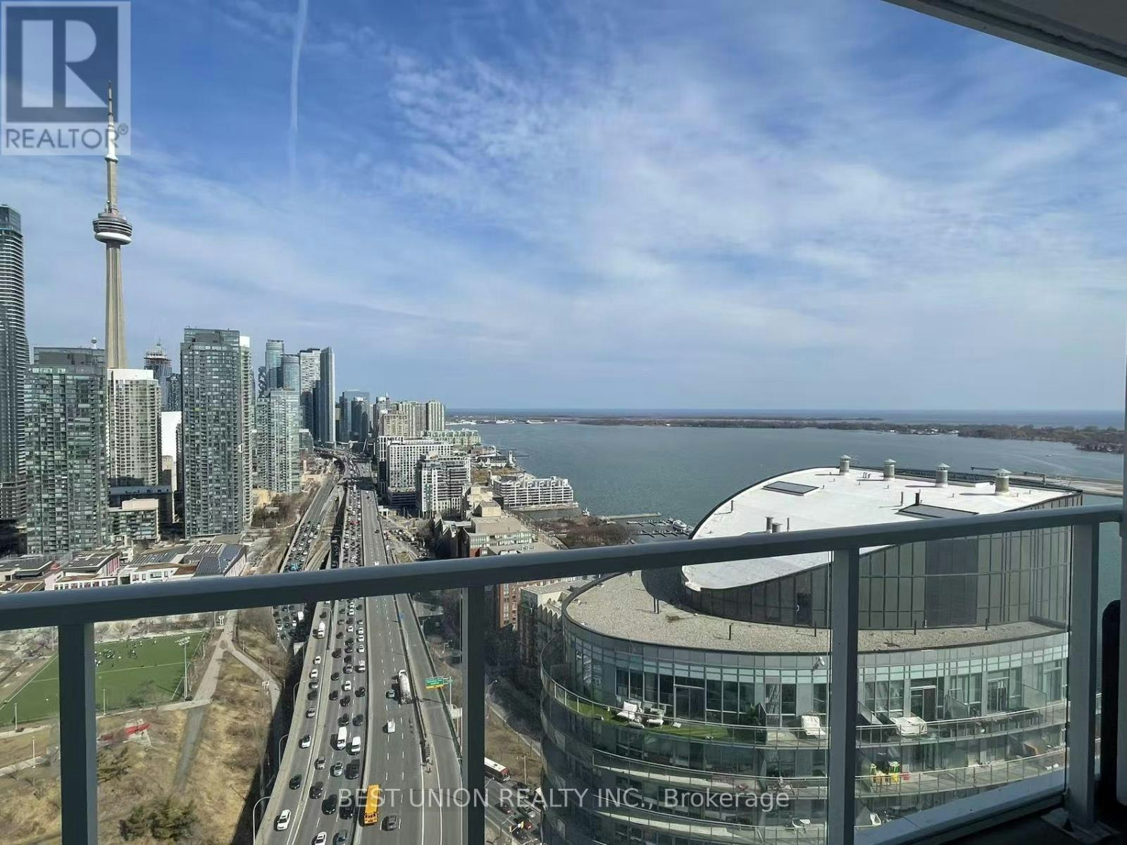 3910-17 Bathurst Street, Toronto, ON, M5V 1A5