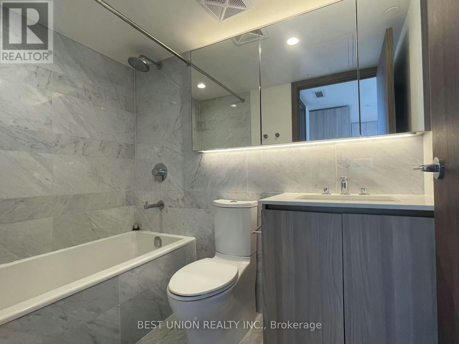 3910-17 Bathurst Street, Toronto, ON, M5V 1A5 - 17