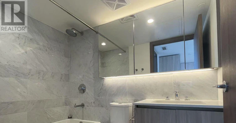 3910-17 Bathurst Street, Toronto, ON, M5V 1A5 - 17