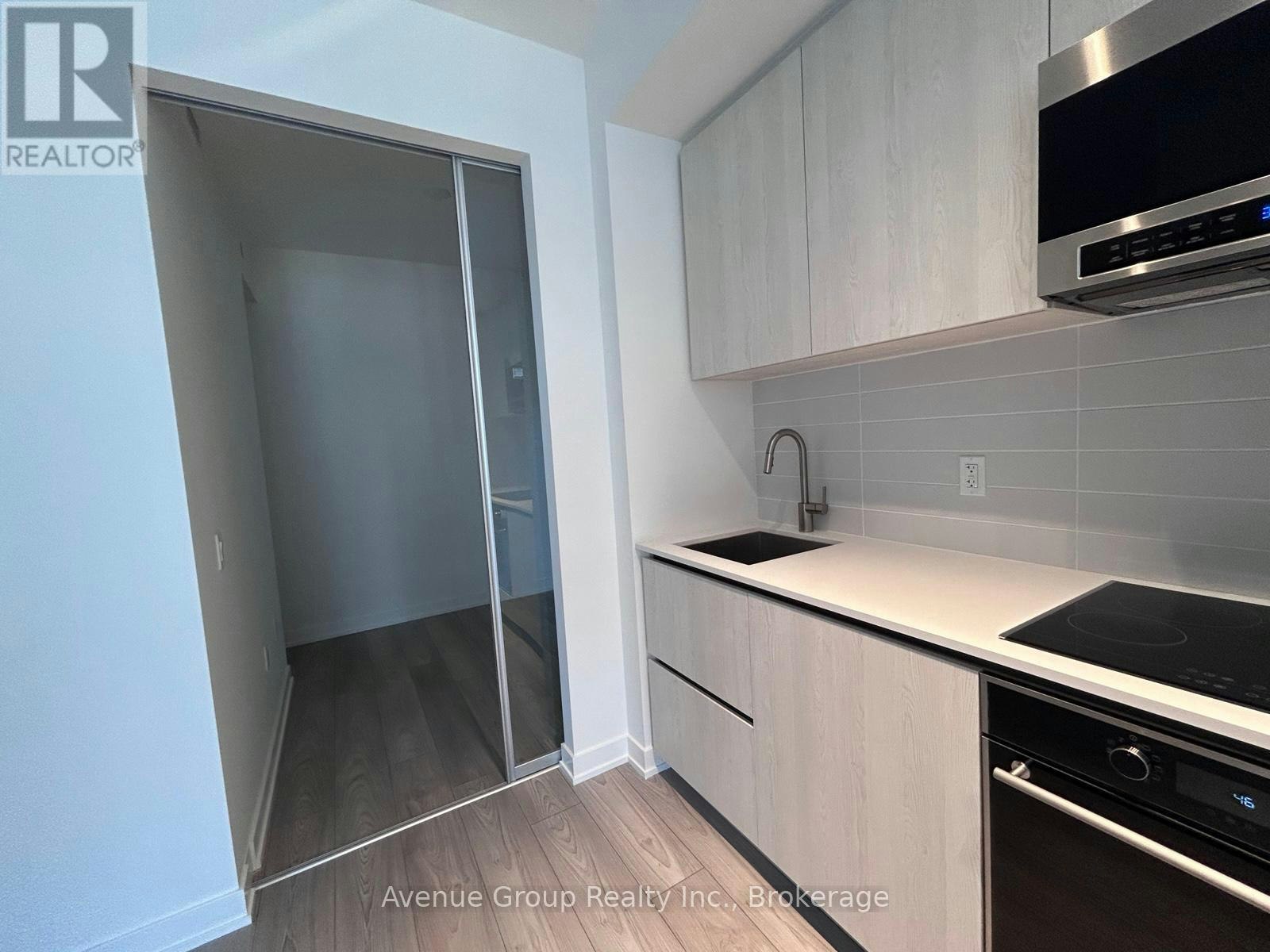 1201-120 Broadway Avenue, Toronto, ON, M4P 1V7 - 10