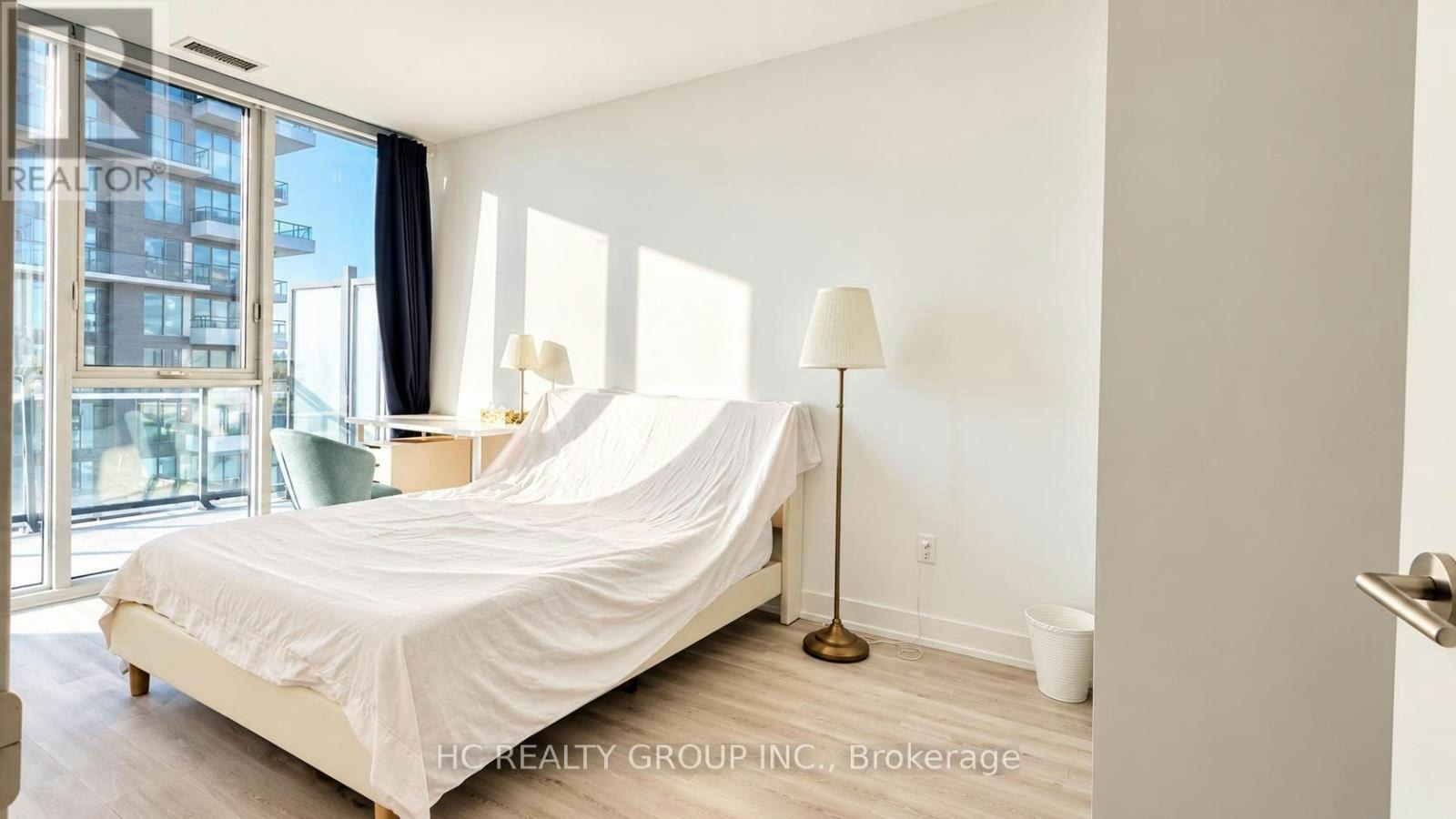 2202-30 Inn ON The Park Drive, Toronto, ON, M3C 0P7 - 11
