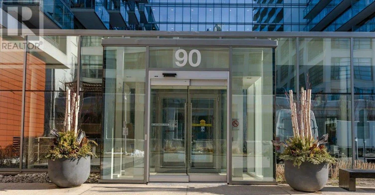 902-90 Stadium Road, Toronto, ON, M5V 3W5 - 2