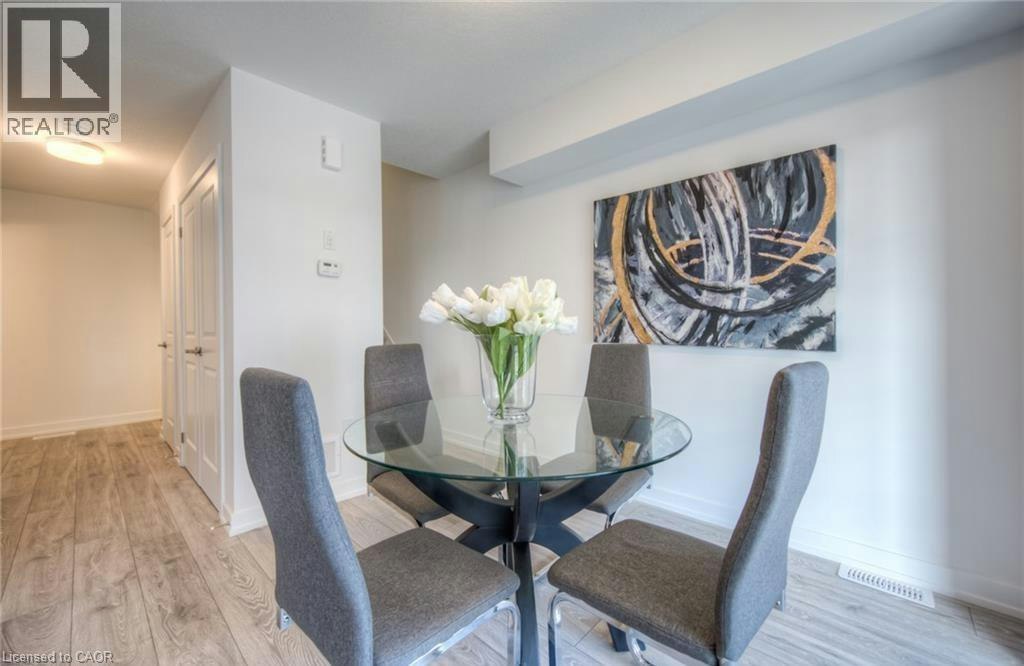 225-205 Oak Trail WEST, Kitchener, ON, N2R 0R9 - 9