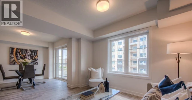 225-205 Oak Trail WEST, Kitchener, ON, N2R 0R9 - 11