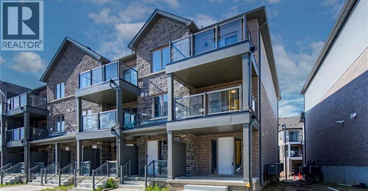 225-205 Oak Trail WEST, Kitchener, ON, N2R 0R9