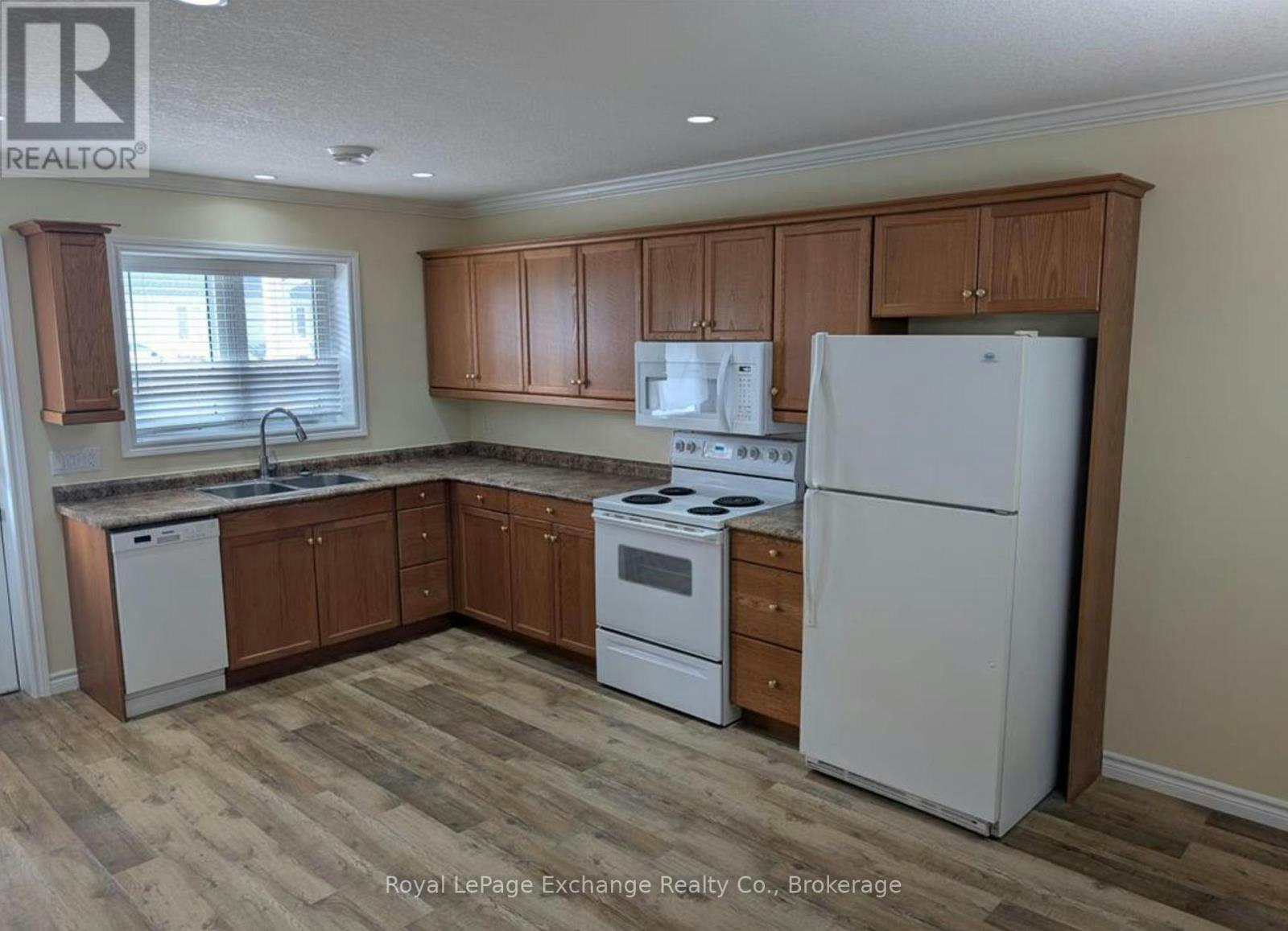 28A Park Street, Huron Kinloss, ON, N0G 2R0 - 3
