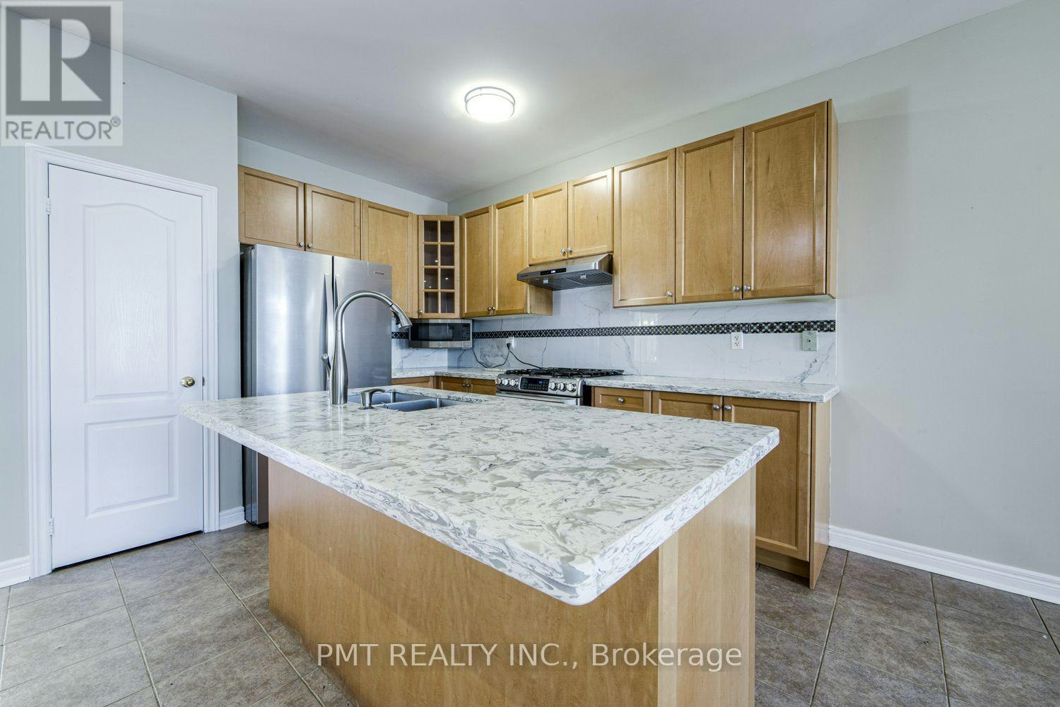 43 Manley Avenue, Whitchurch-Stouffville, ON, L4A 0C5 - 12