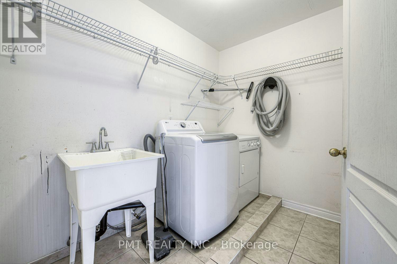 43 Manley Avenue, Whitchurch-Stouffville, ON, L4A 0C5 - 39