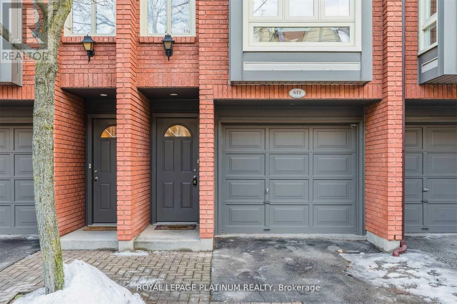 611-895 Maple Avenue, Burlington, ON, L7S 2H7 - 2