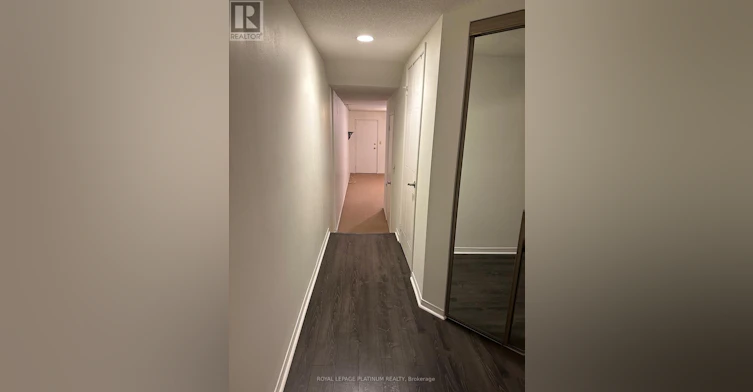 611-895 Maple Avenue, Burlington, ON, L7S 2H7 - 3