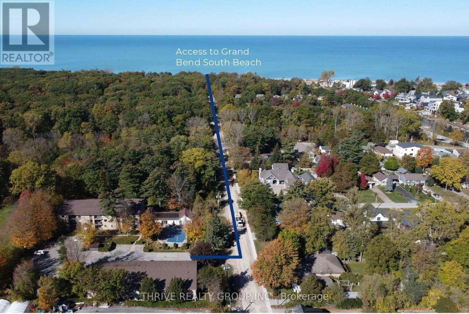 104-8 Lake Road, Lambton Shores, ON, N0M 1T0