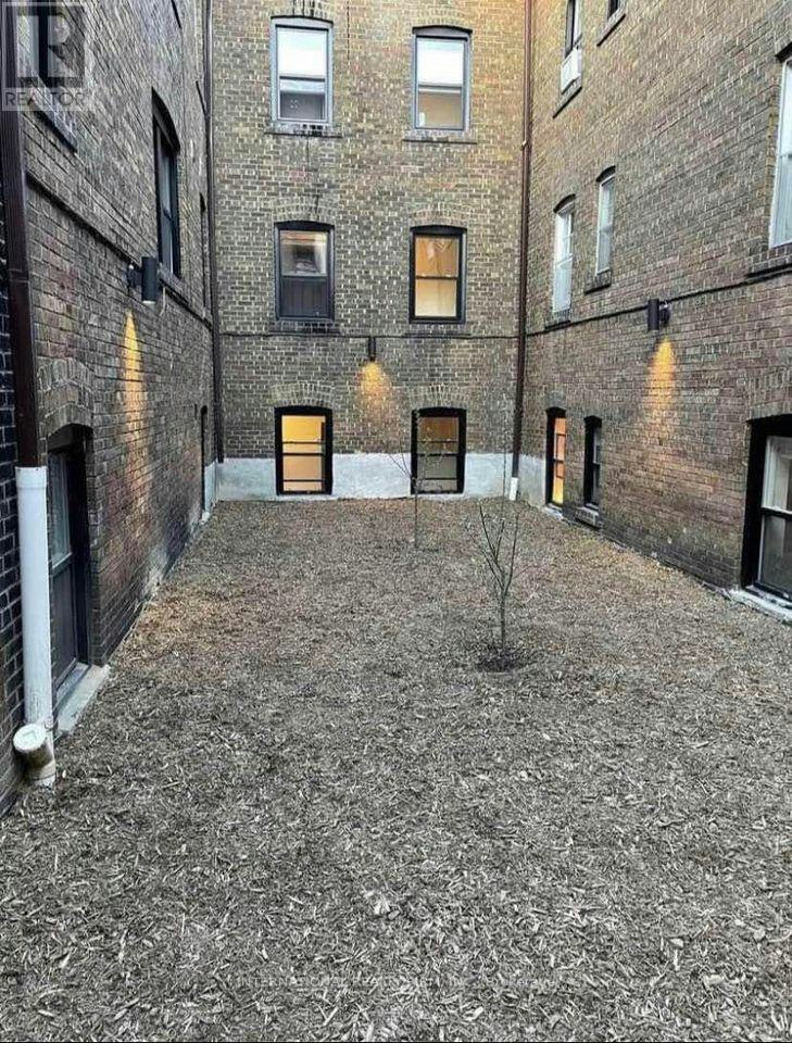 1-1094 College Street, Toronto, ON, M6H 1B3 - 18
