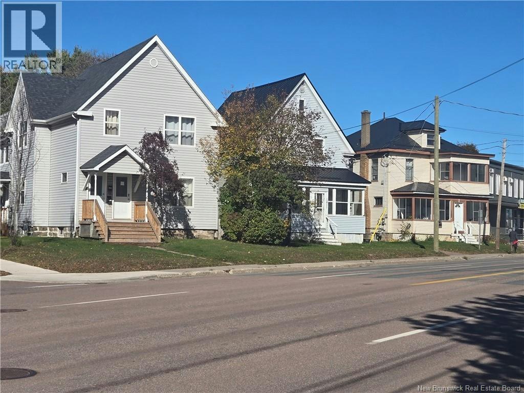 1387-1411-1421-1423 Main Street, Moncton, NB, E1E 1E9