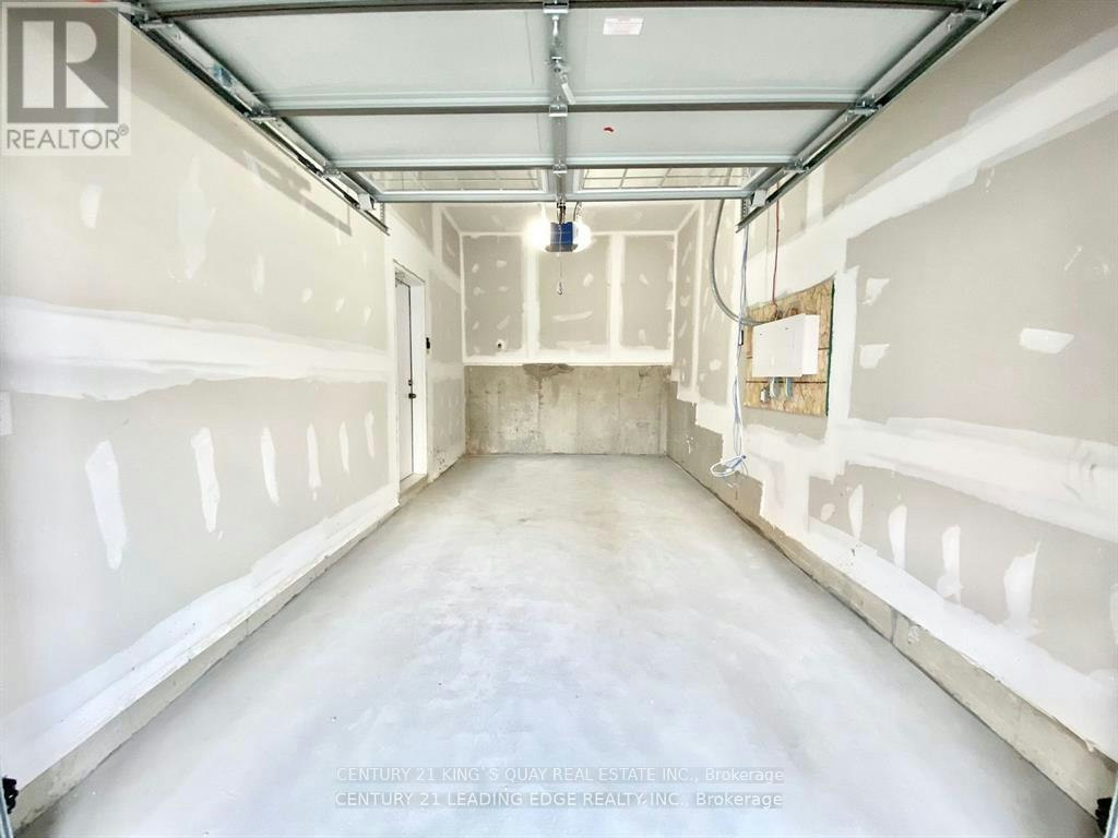 10929 Victoria Square Boulevard, Markham, ON, L6C 0Z3 - 8