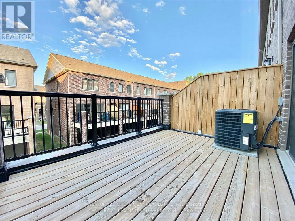 10929 Victoria Square Boulevard, Markham, ON, L6C 0Z3 - 12