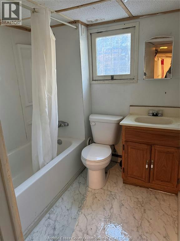 646 Hall, Windsor, ON, N8M 2X6 - 5