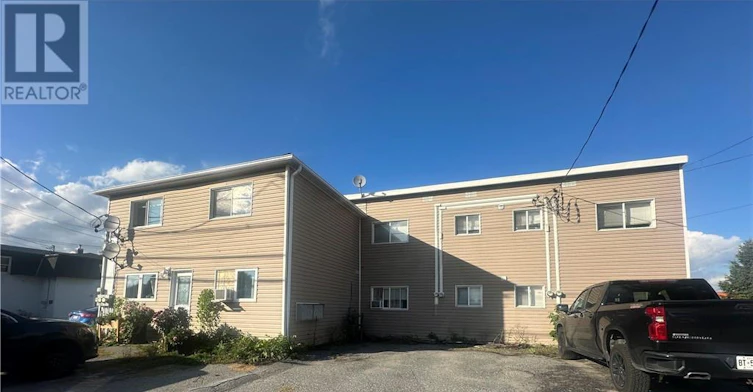 5-660 Notre Dame Avenue, Greater Sudbury, ON, P3C 5L2 - 2