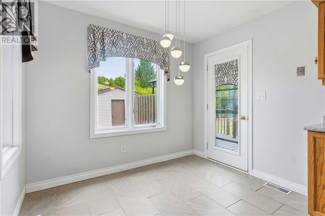 61 Crater Crescent, Greater Sudbury, ON, P3E 5Y6 - 13