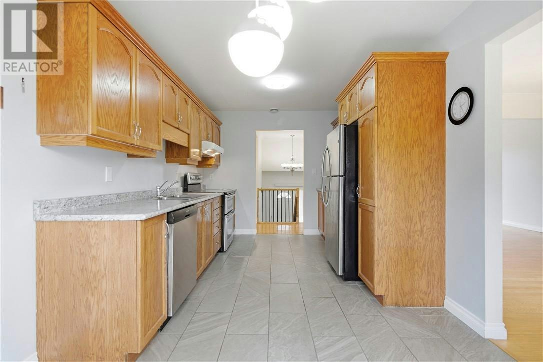 61 Crater Crescent, Greater Sudbury, ON, P3E 5Y6 - 12