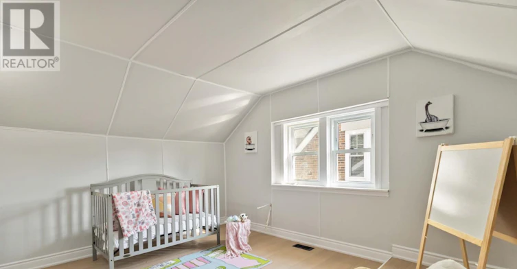 MAIN-122 Windsor Crescent, London, ON, N6C 1V8 - 17