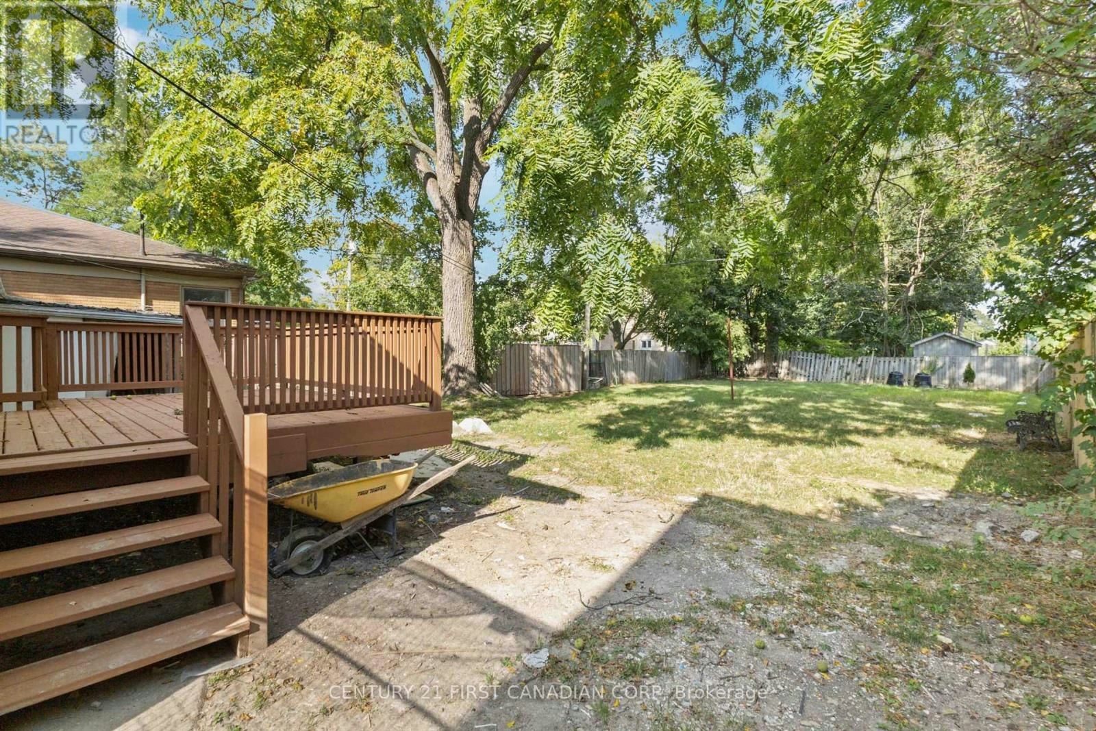 MAIN-122 Windsor Crescent, London, ON, N6C 1V8 - 18