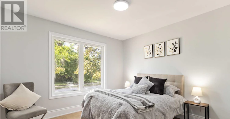MAIN-122 Windsor Crescent, London, ON, N6C 1V8 - 12