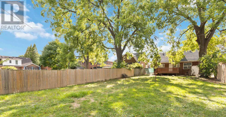 MAIN-122 Windsor Crescent, London, ON, N6C 1V8 - 19