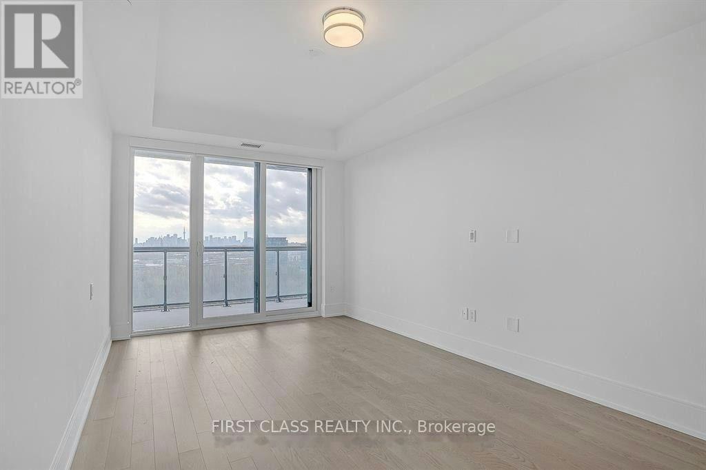 1209-10 Inn ON The Park Drive, Toronto, ON, M3C 0P8 - 13