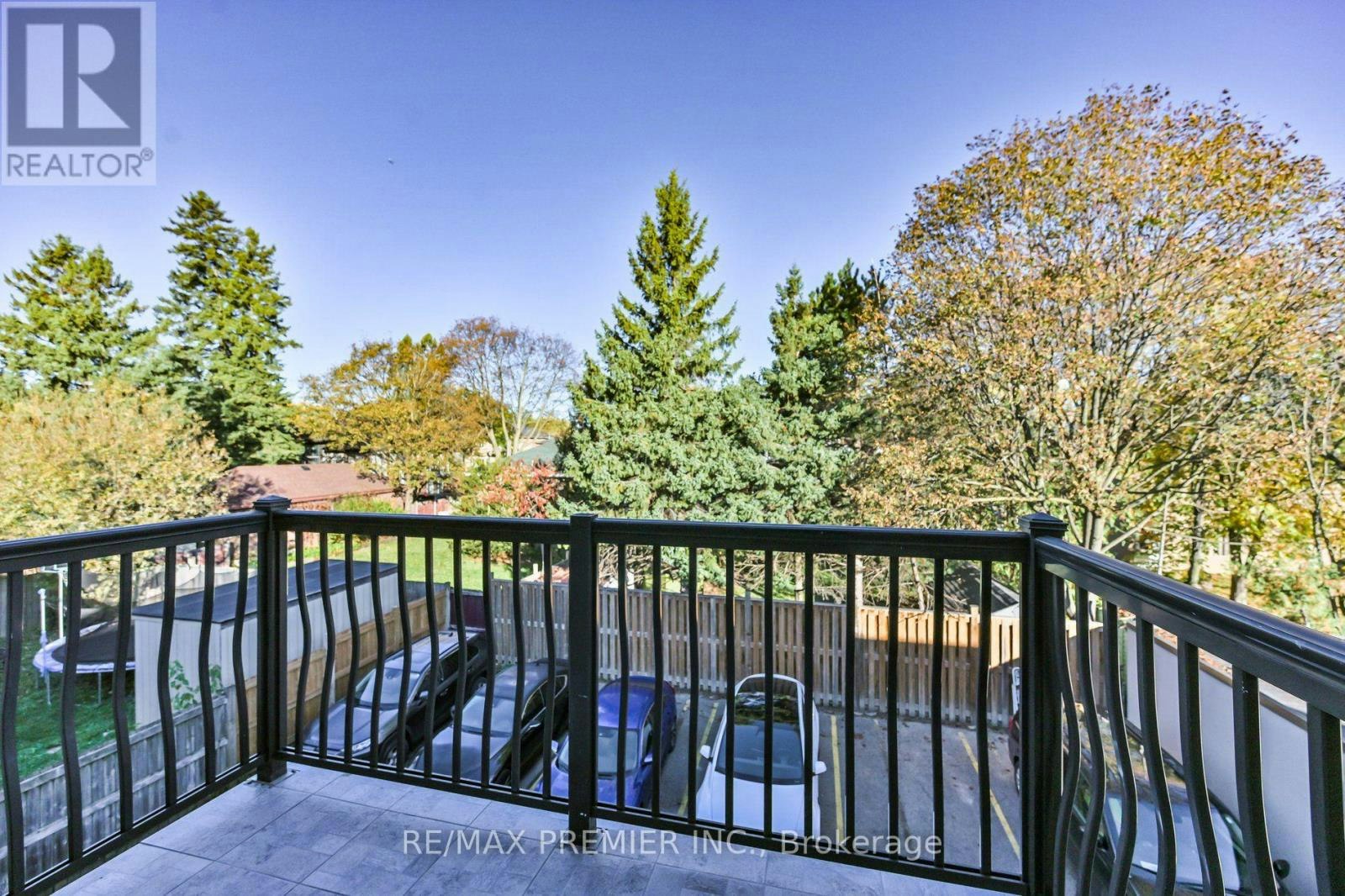 202-10 Ellison Avenue, Toronto, ON, M3H 2J6 - 9