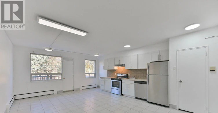 102-10 Ellison Avenue, Toronto, ON, M3H 2J6 - 4